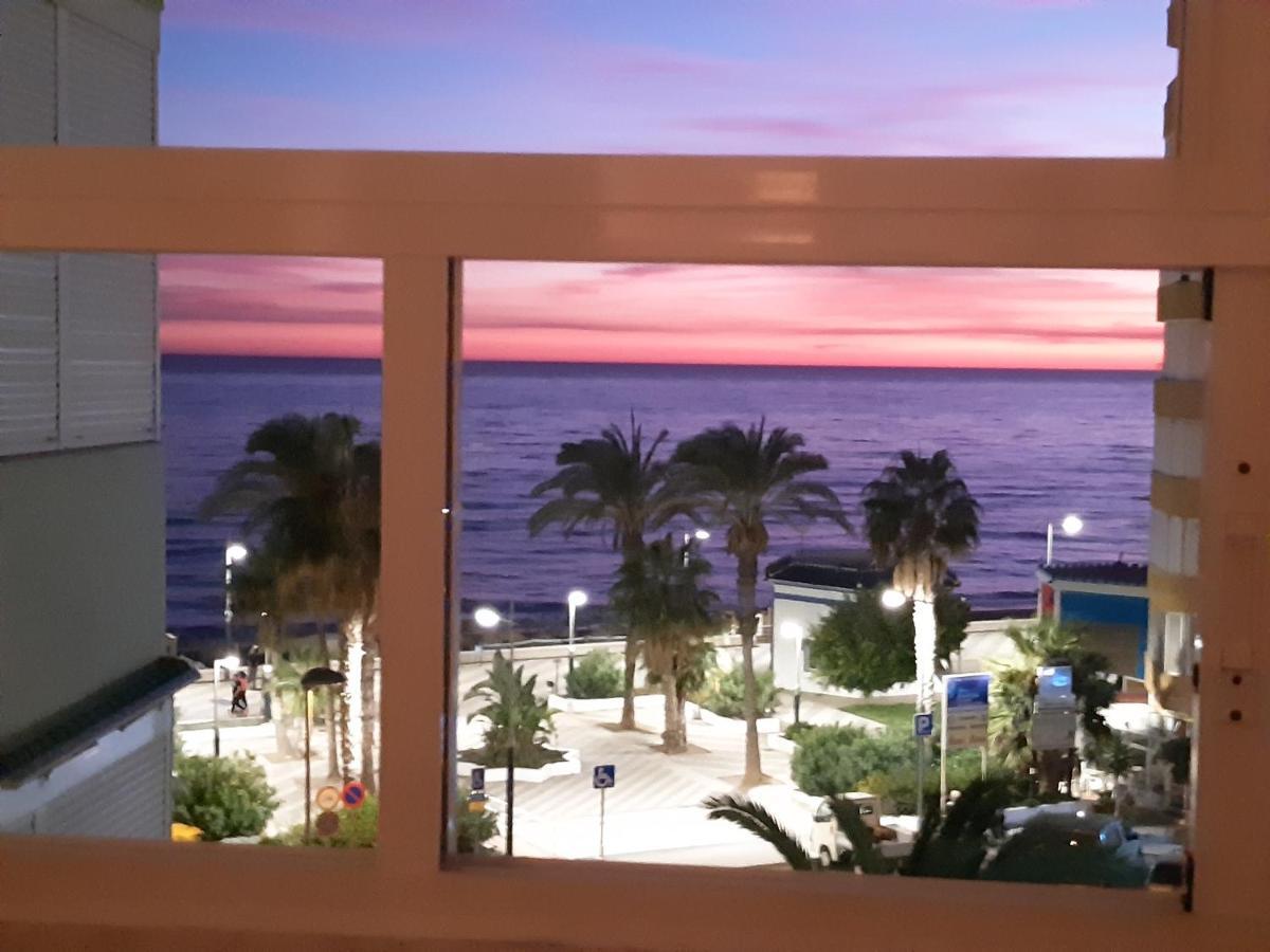 Torrox, Superbe Et Sur La Plage!